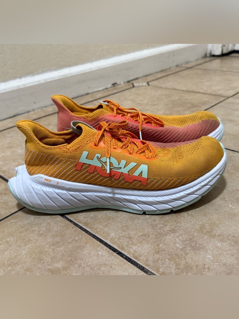 Women’s Hoka Carbon X 3